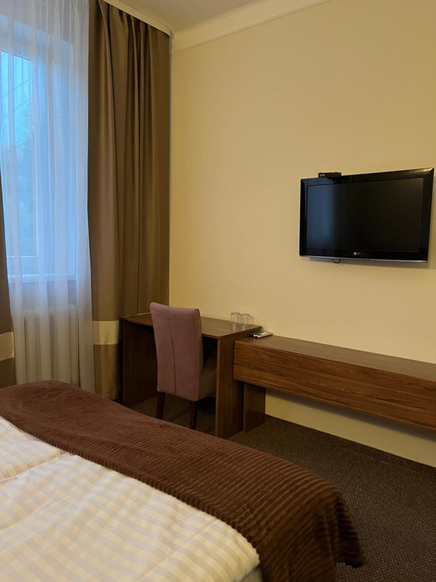 Hotel Sofiivka Konopnitsa Εξωτερικό φωτογραφία