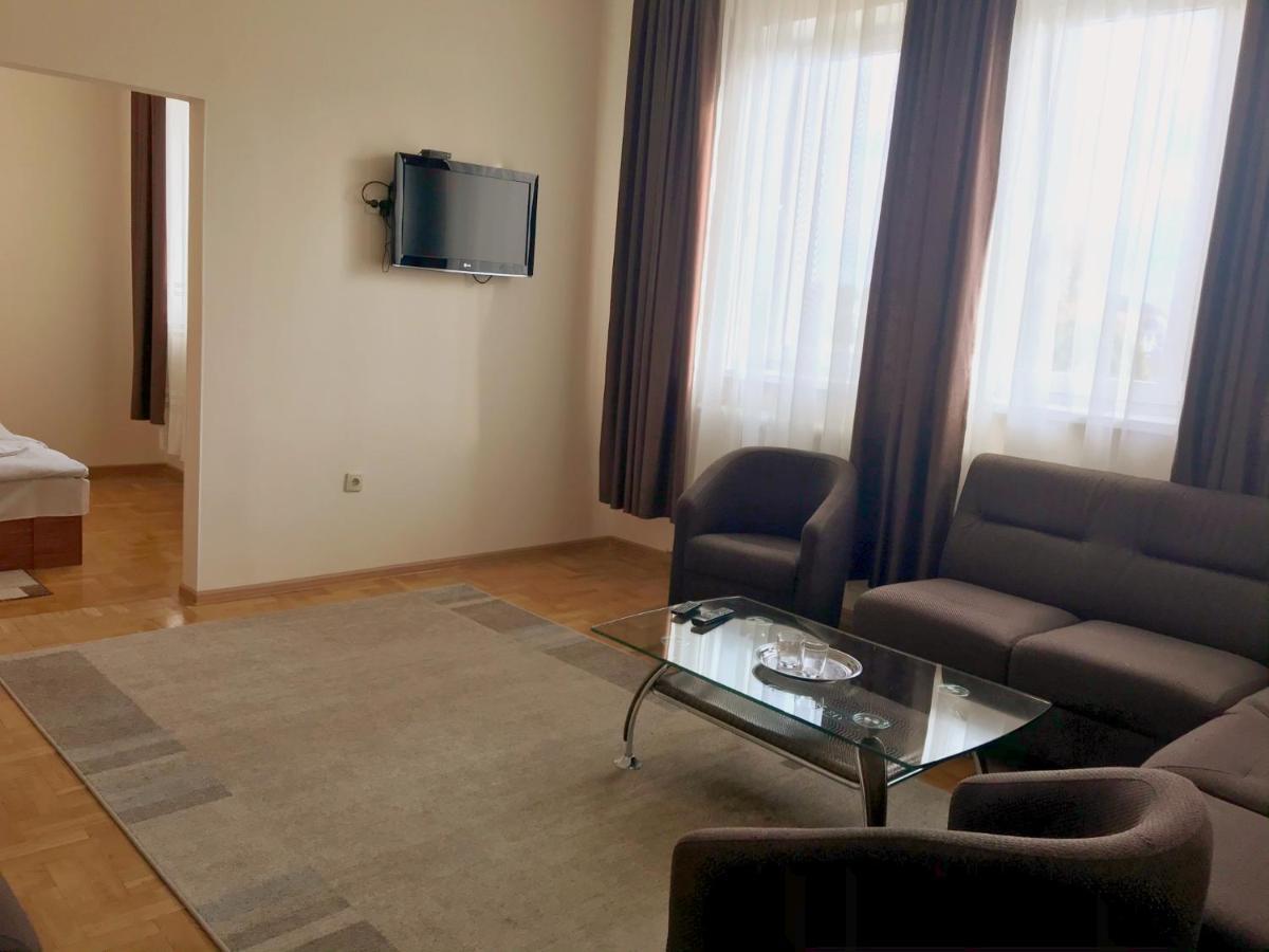 Hotel Sofiivka Konopnitsa Εξωτερικό φωτογραφία
